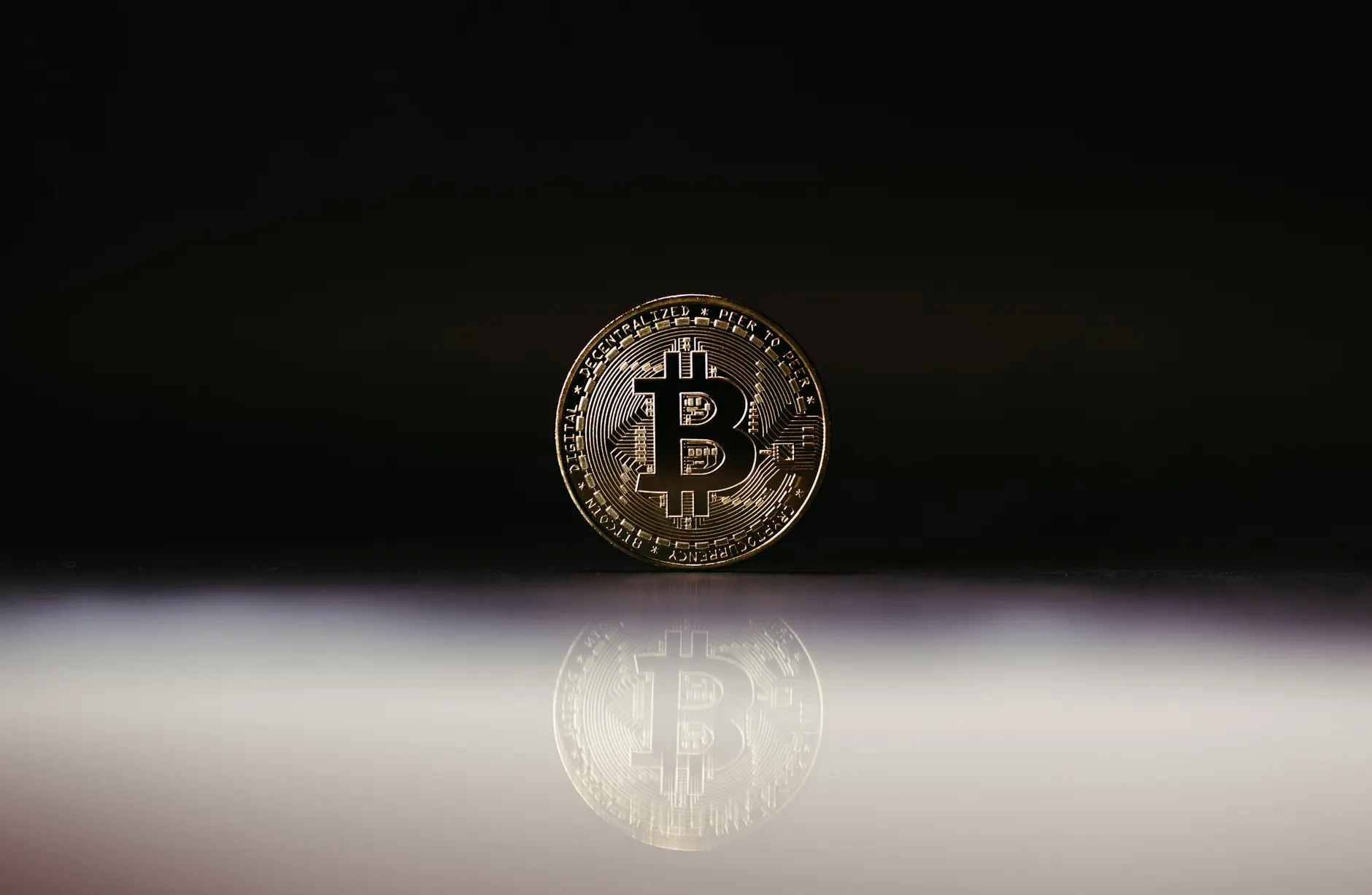 Bitcoin Bear Market Signs: Indicators Analysts Watch Closely